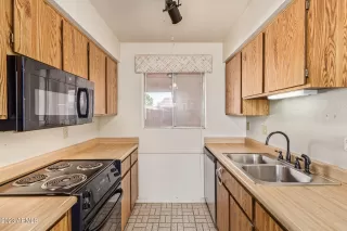 Photo #6: 6601585 Listing