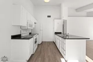 Photo #4: 6601871 Listing