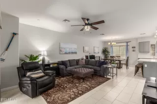 Photo #6: 6601929 Listing