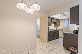 Photo #5: 6601962 Listing 