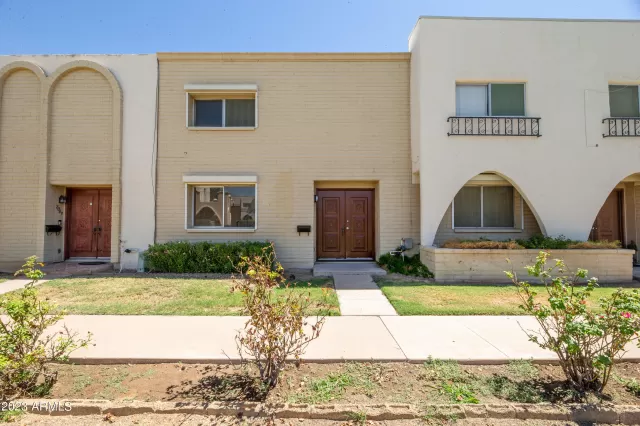 MLS: 6602034 Condo For Sale