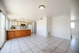 Photo #2: 6602034 Listing