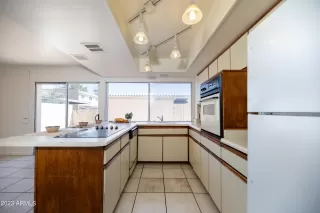 Photo #5: 6602034 Listing