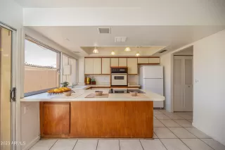 Photo #6: 6602034 Listing