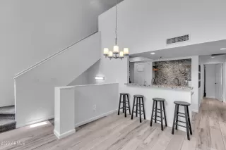 Photo #4: 6602144 Listing