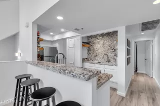 Photo #6: 6602144 Listing