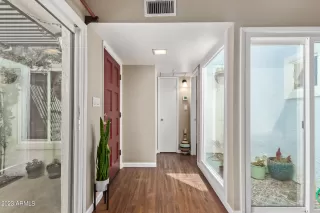 Photo #3: 6602159 Listing