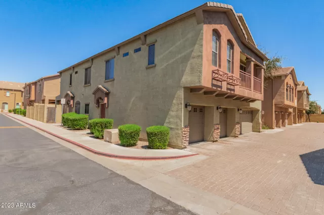 MLS: 6602181 Condo For Sale