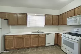 Photo #6: 6602268 Listing