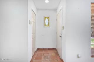 Photo #3: 6602270 Listing