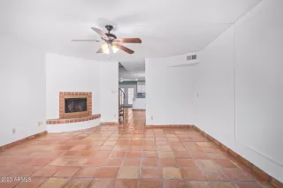 Photo #4: 6602270 Listing