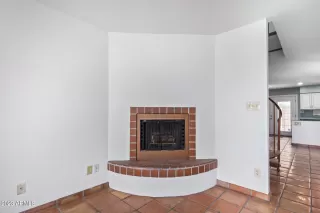 Photo #6: 6602270 Listing