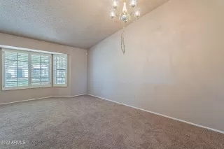 Photo #6: 6602285 Listing