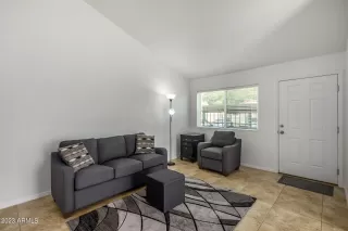 Photo #3: 6602390 Listing 