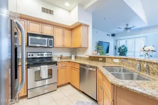 Photo #5: 6602396 Listing