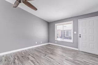 Photo #3: 6602440 Listing