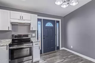 Photo #5: 6602440 Listing