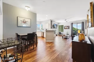 Photo #3: 6602619 Listing