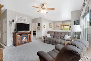 Photo #6: 6602694 Listing