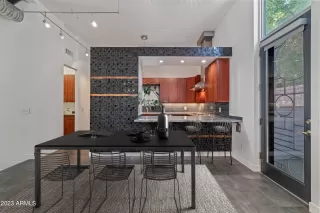 Photo #1: 6602750 Listing 