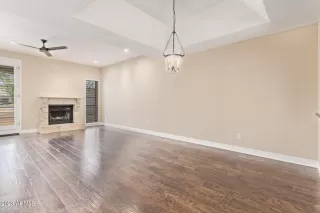 Photo #2: 6602796 Listing