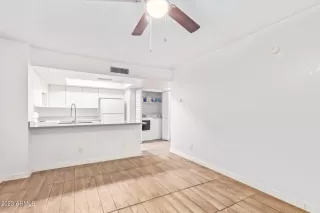 Photo #3: 6602866 Listing