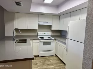 Photo #6: 6602866 Listing