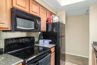 Photo #5: 6602869 Listing