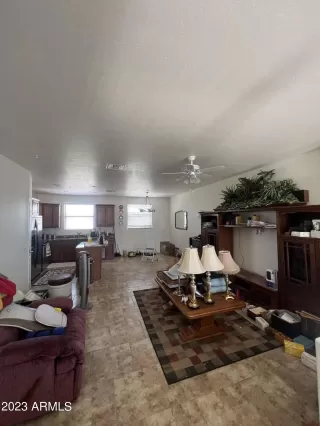 Photo #4: 6602942 Listing