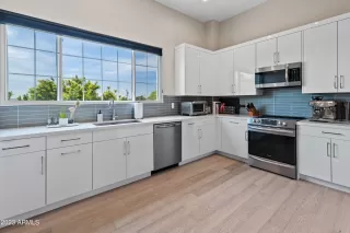 Photo #6: 6603065 Listing 