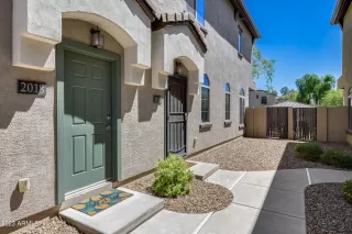 Photo #3: 6603136 Listing