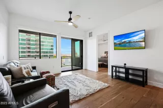 Photo #6: 6603145 Listing