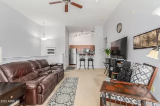 Photo #6: 6603236 Listing