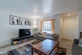 Photo #4: 6603323 Listing