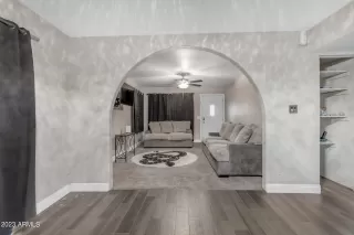 Photo #3: 6603436 Listing