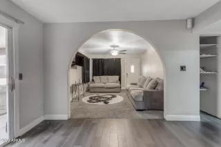 Photo #4: 6603436 Listing