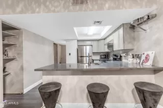 Photo #6: 6603436 Listing