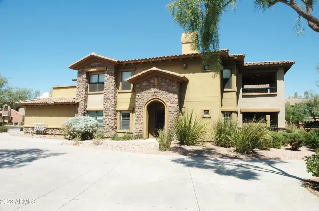 MLS: 6603452 Condo For Sale