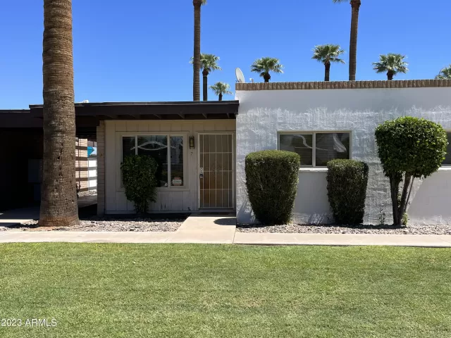 MLS: 6603718 Condo For Sale