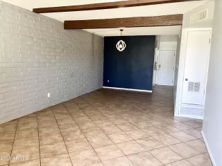 Photo #2: 6603718 Listing