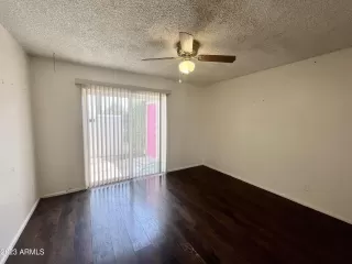 Photo #4: 6603718 Listing