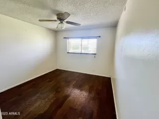 Photo #6: 6603718 Listing