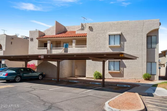 MLS: 6604230 Condo For Sale