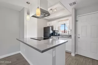 Photo #4: 6604230 Listing