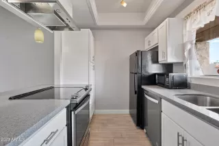 Photo #6: 6604230 Listing