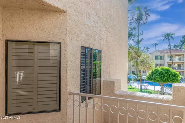 MLS: 6604442 Condo For Sale