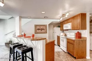 Photo #3: 6604876 Listing