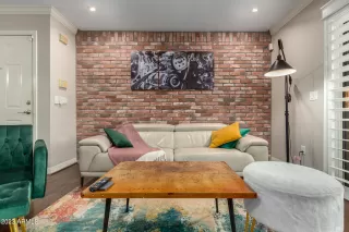 Photo #2: 6605113 Listing 