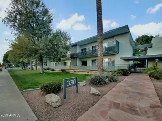 Photo #5: 6605397 Listing