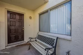 Photo #5: 6605658 Listing